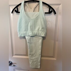 FABLETICS Mint and Cream PowerHold Workout Set